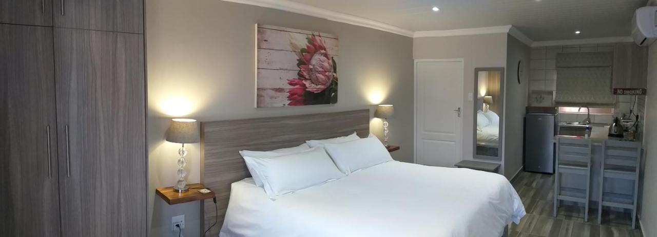 Апартаменты Schnehage Self Catering Блумфонтейн Экстерьер фото